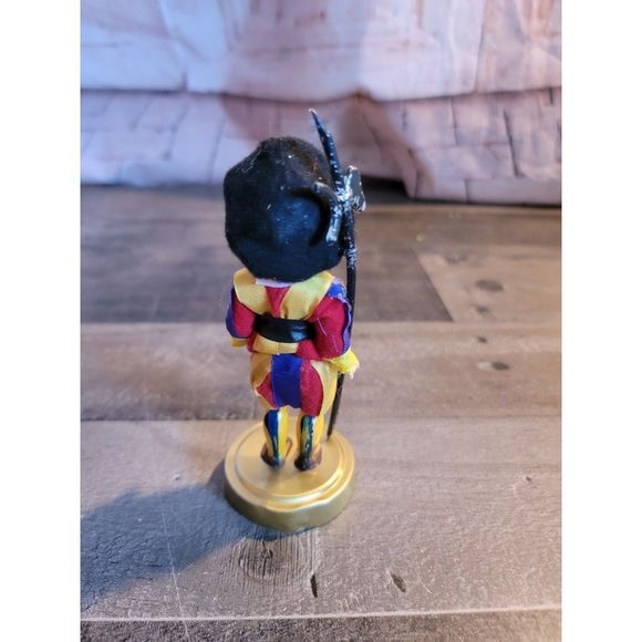 Vintage Ricardo Di Roma Italian Swiss Guard yellow purple Uniform sleep eyes dol - Picture 3 of 5